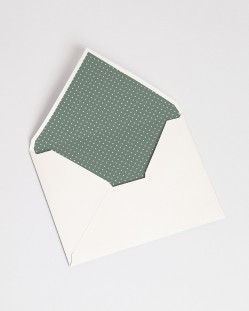 Kuverts mit Futter "Dry green polka dots"